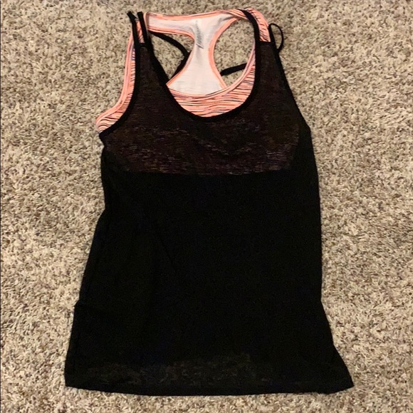 Workout shirt - Picture 1 of 2